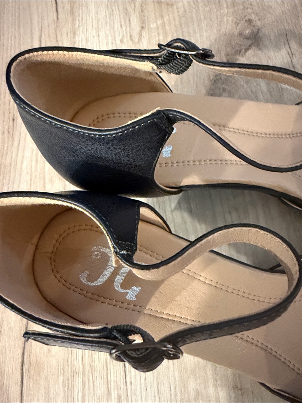 JOURNEE COLLECTION DARK GRAY BLACK POINTED TOE ANKLE STRAP PUMPS SIZE 7.5 - Picture 2 of 9